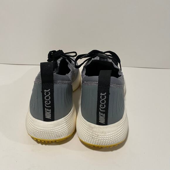 Nike Women's React Escape Run Flyknit Shoes Sneakers Grey Size 7 Active Like New - Picture 6 of 9